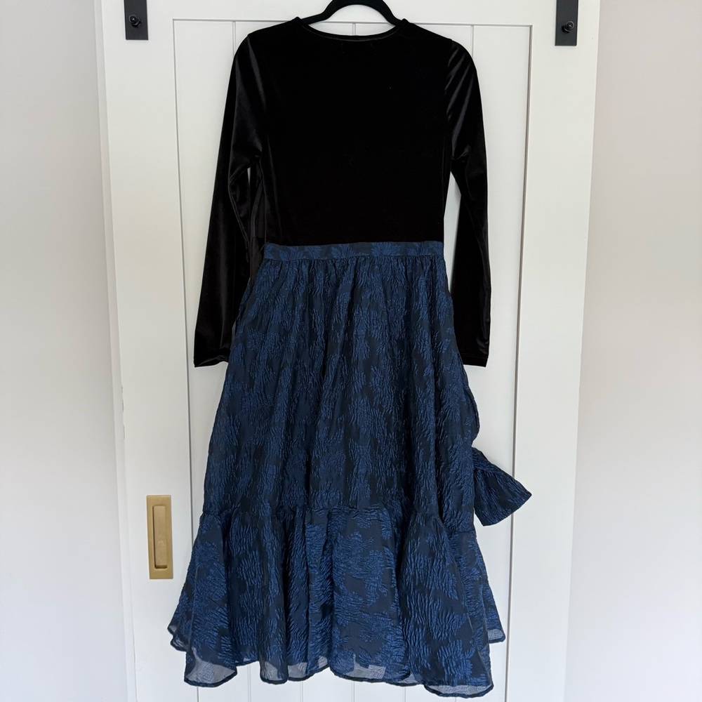 NWOT Rachel Parcell Long Sleeve Velvet Jacquard Dress size 8